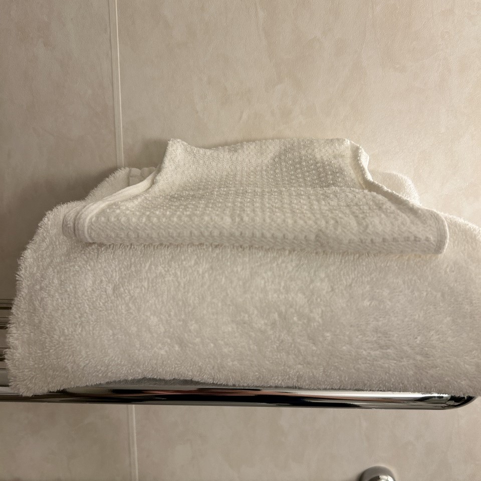 バスタオルと体洗い用タオルのセット