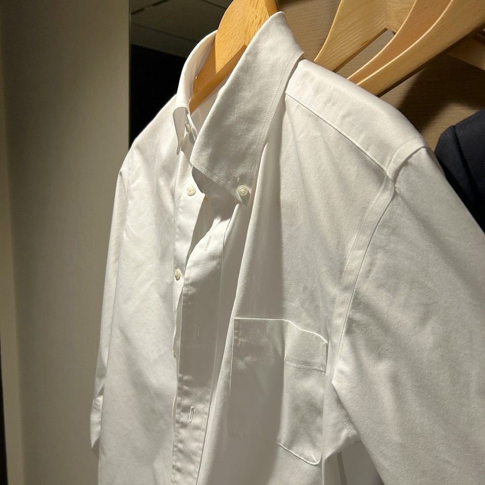 洗濯後のYシャツ(2日目)