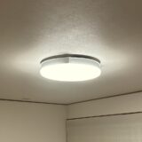 UZUKAZE3をリビング天井に設置した様子