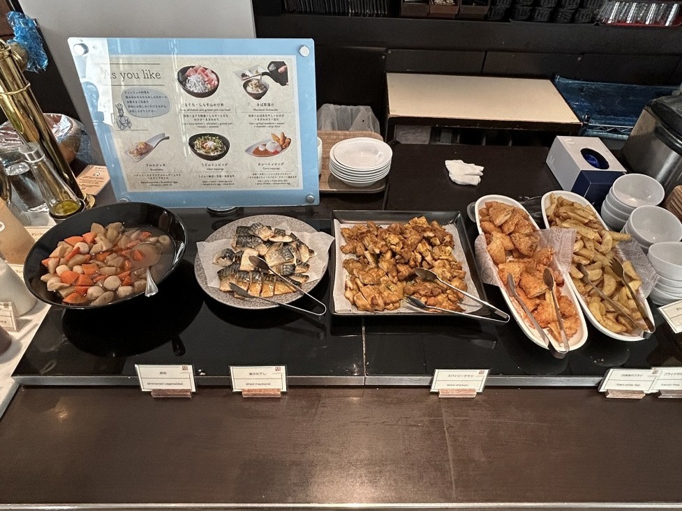 ホテルJALシティ羽田の朝食ビュッフェの総菜コーナー