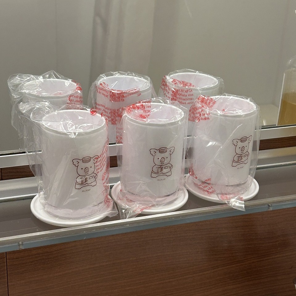 コアラのマーチルームの持ち帰りOKなコアラデザインのコップ